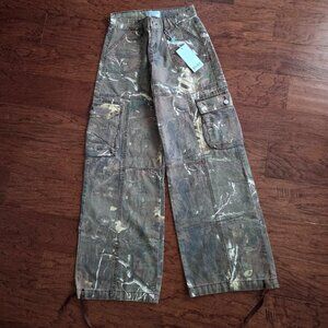 Revice Women's Camo Cargo Pants Amelia Oakland, Low- Rise, Wide-Leg, size 24 NWT
